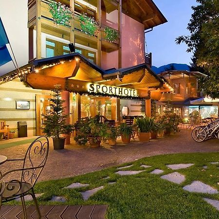 Sporthotel Rosatti Dimaro Exterior photo