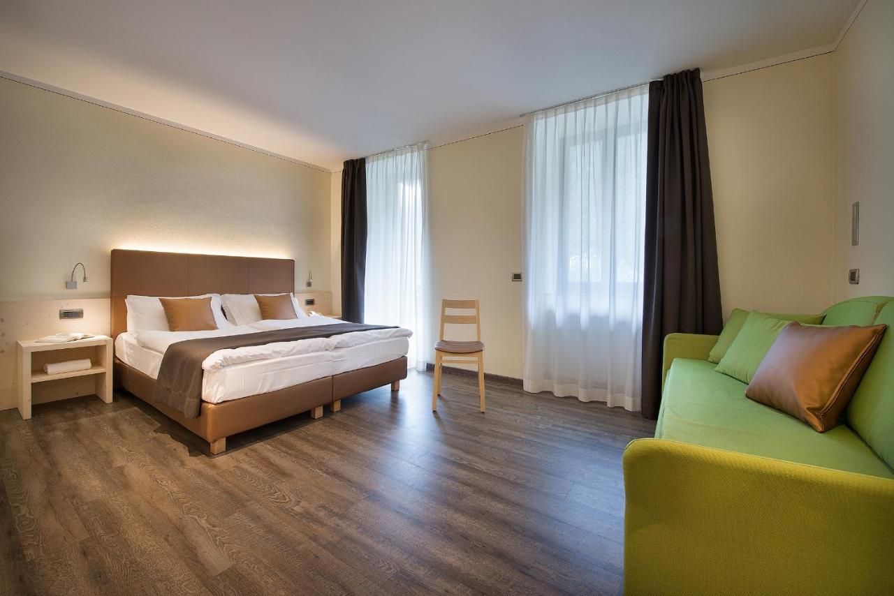 Sporthotel Rosatti Dimaro Exterior photo